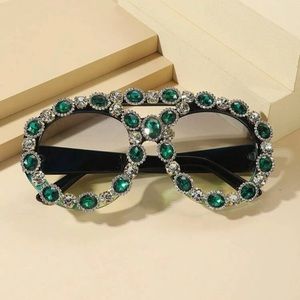 Rhinestone Decor Sunglasses